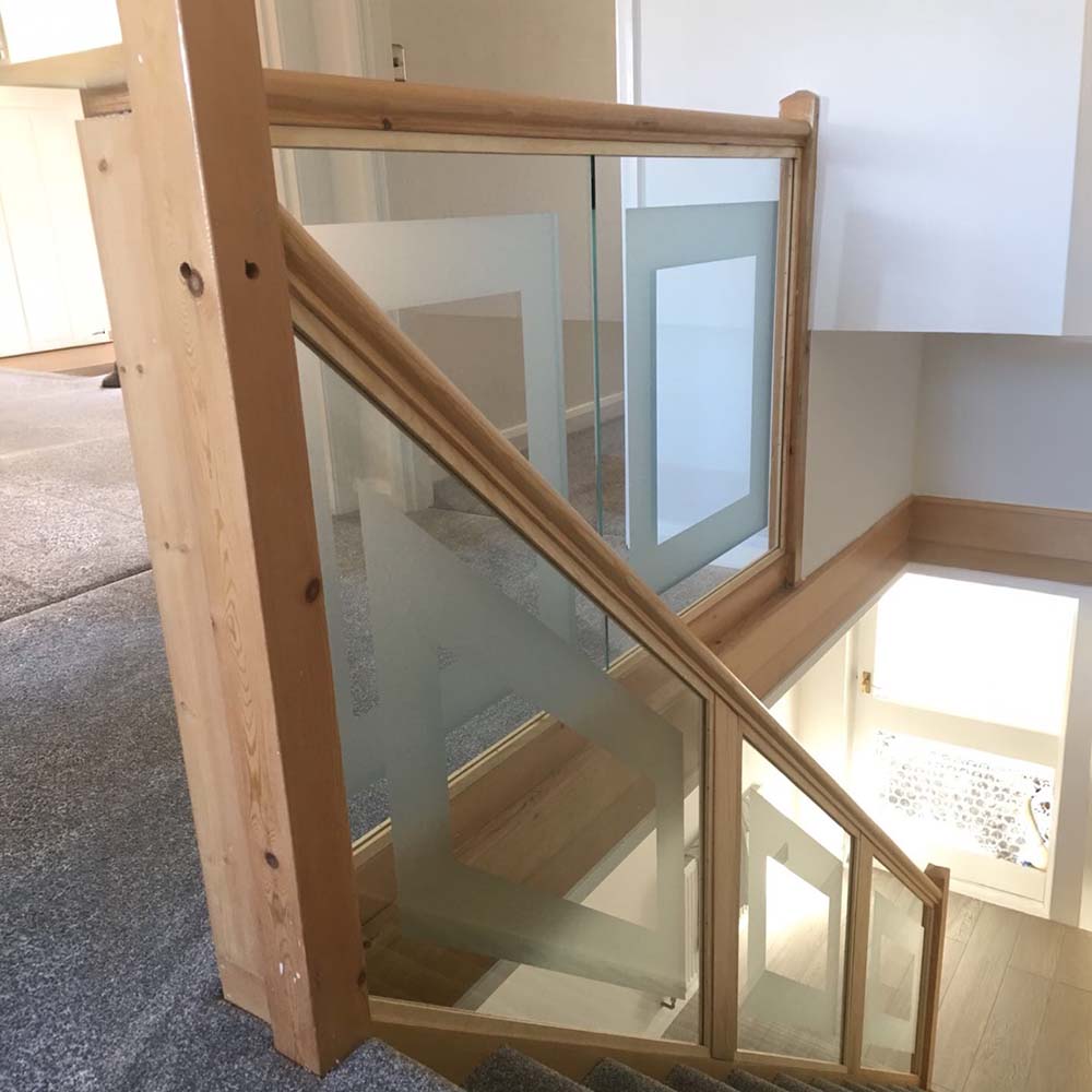 Etched glass balustrade